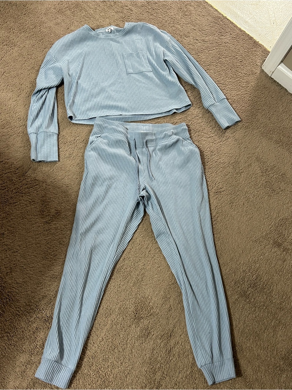 Kensie Light Blue Ribbed Lounge Top & Jogger Pants Set